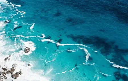 Free download Nature Seaside Water Blue Waves 4K Wallpaper, Wallpaper(s) website provided.