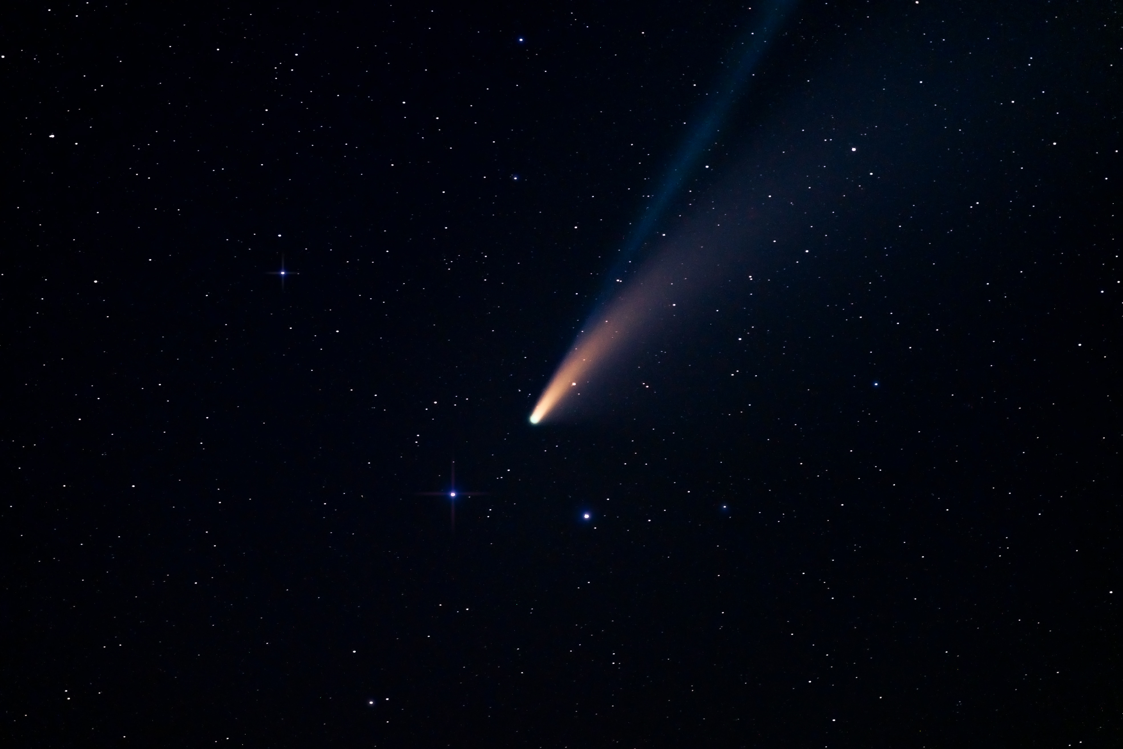 Free download Universe Stars Space Comet 4K Wallpaper, Wallpaper(s) website provided.