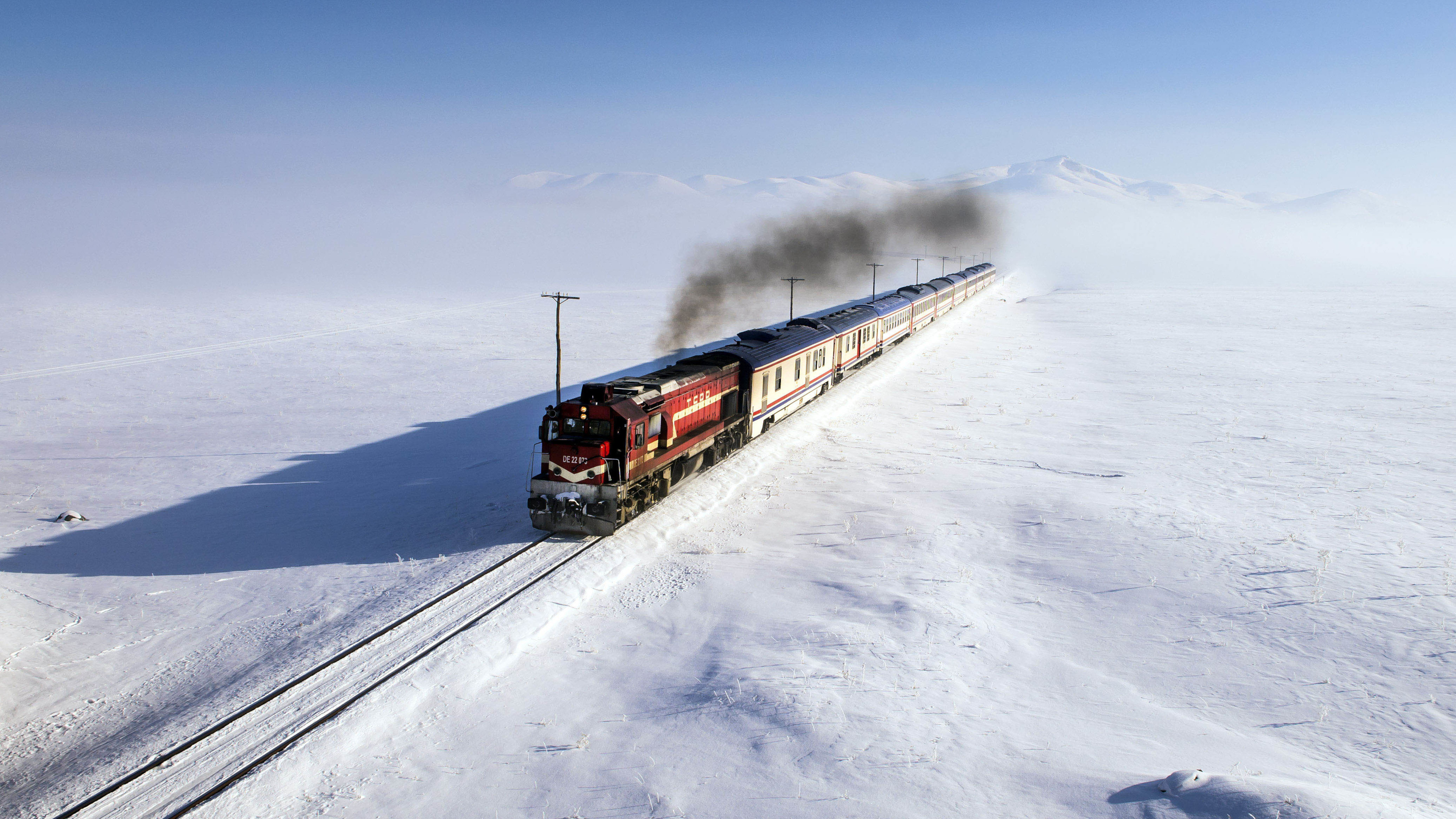 Free download Train Locomotive Snow Snow Machinery Nature Landscape Computer Wallpaper 4K Wallpaper, Wallpaper(s) website provided.
