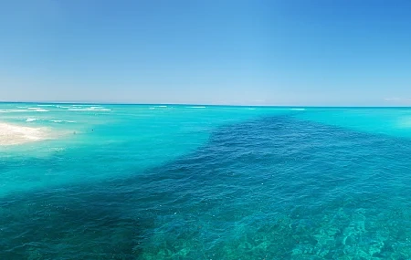 Free download Ultra wide water simple background nature minimalism cloud sky 8K wallpaper, Wallpaper(s) website provided.