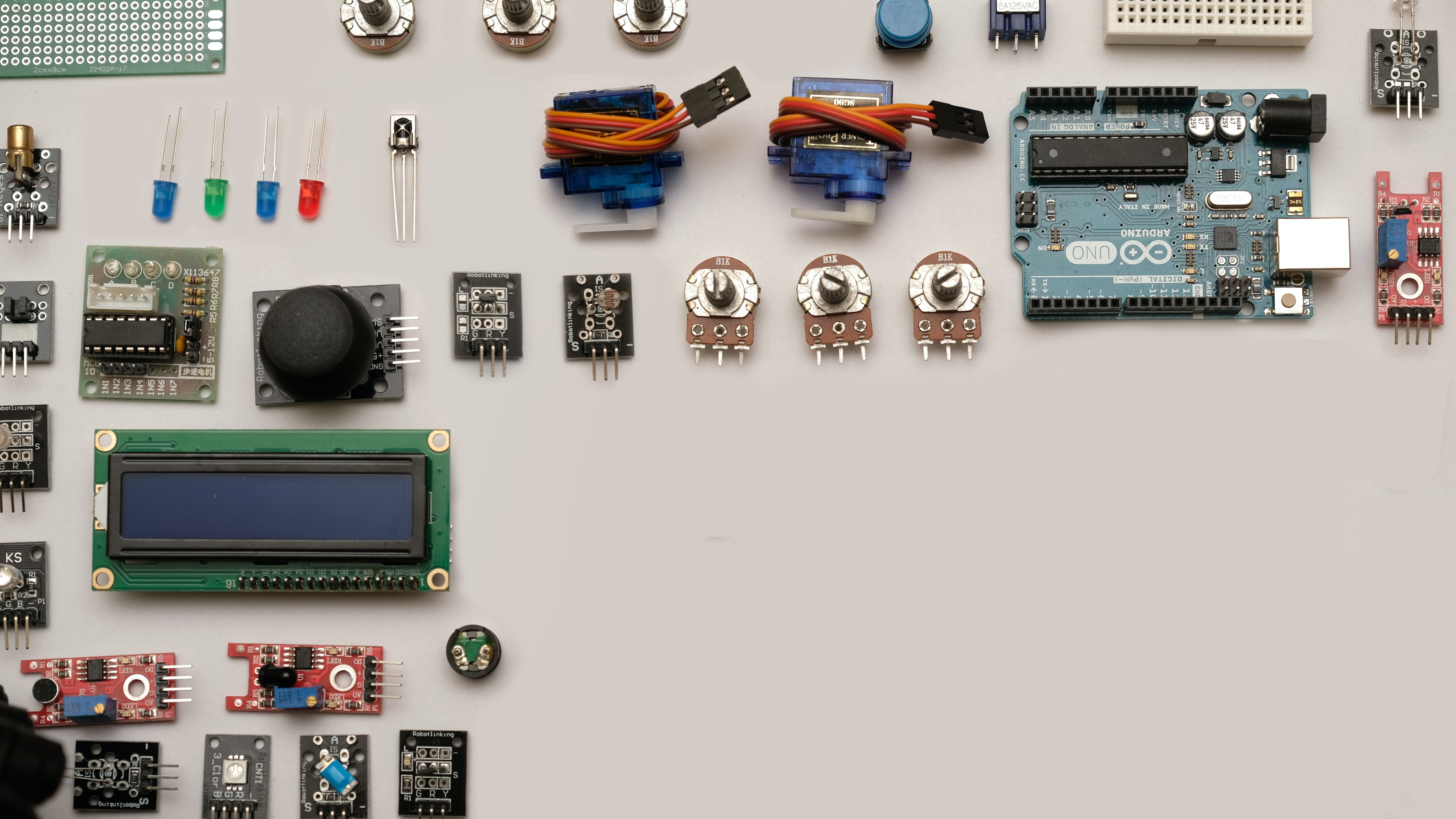 Free download Tablet Electronics Transistor Battery Simple White Technology Minimalism Computer Wallpaper 4K Wallpaper, Wallpaper(s) website provided.