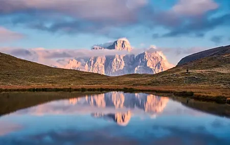 Free download Nature Landscape Mountain Cloud Sky Field Reflection 4K Wallpaper, Wallpaper(s) website provided.