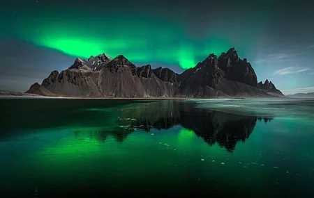Free download Mountains Lights Aurora Nature 4K Wallpaper, Wallpaper(s) website provided.