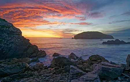 Free download Ocean Nature Landscape Rocks Coast Islands Sunset 8K Wallpaper, Wallpaper(s) website provided.
