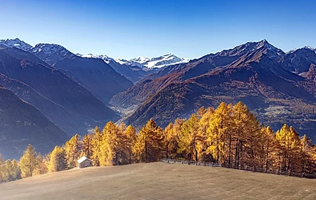 Free download Autumn Nature Outdoor Landscape Mountains 4K Wallpaper, Wallpaper(s) website provided.
