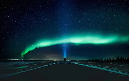 Free download Landscape Dark Iceland Aurora Night Flashlight Stars Road Turquoise 4K Wallpaper, Wallpaper(s) website provided.