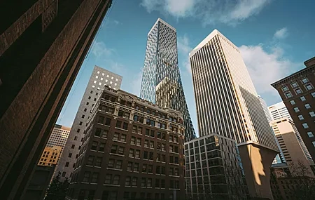 Free download City Cloud Architecture Skyscrapers Sunshine Sky 4K Wallpaper, Wallpaper & 7wallpaper