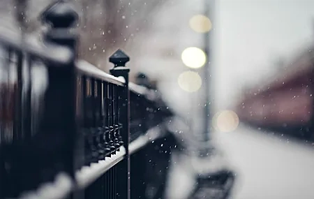 Free download Fence Depth of Field Snowflakes City Snowflakes Winter 4K Wallpaper, Wallpaper & 7wallpaper