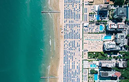 Free download Coast Beach Aerial View Pier Swimming Pool Building Water Computer Wallpaper 4K Wallpaper, Wallpaper(s) website provided.
