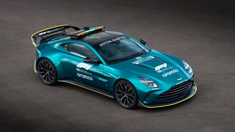 Free download Aston Martin Vantage S Wallpaper 4K, Wallpaper(s) website provided.