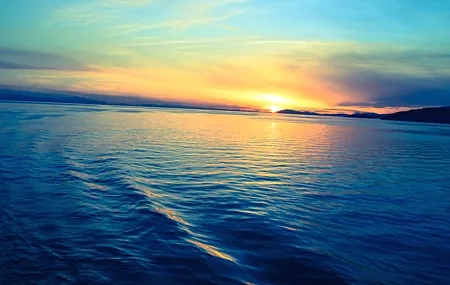 Free download Water Sunshine Sea Nature Sky Blue Sky Fresh Healing Computer Wallpaper 4K Wallpaper, Wallpaper(s) website provided.