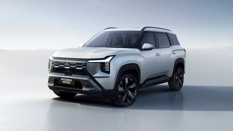 Free download Mitsubishi Destinator 2026 Crossover SUV 5K 8K, Wallpaper & 7wallpaper